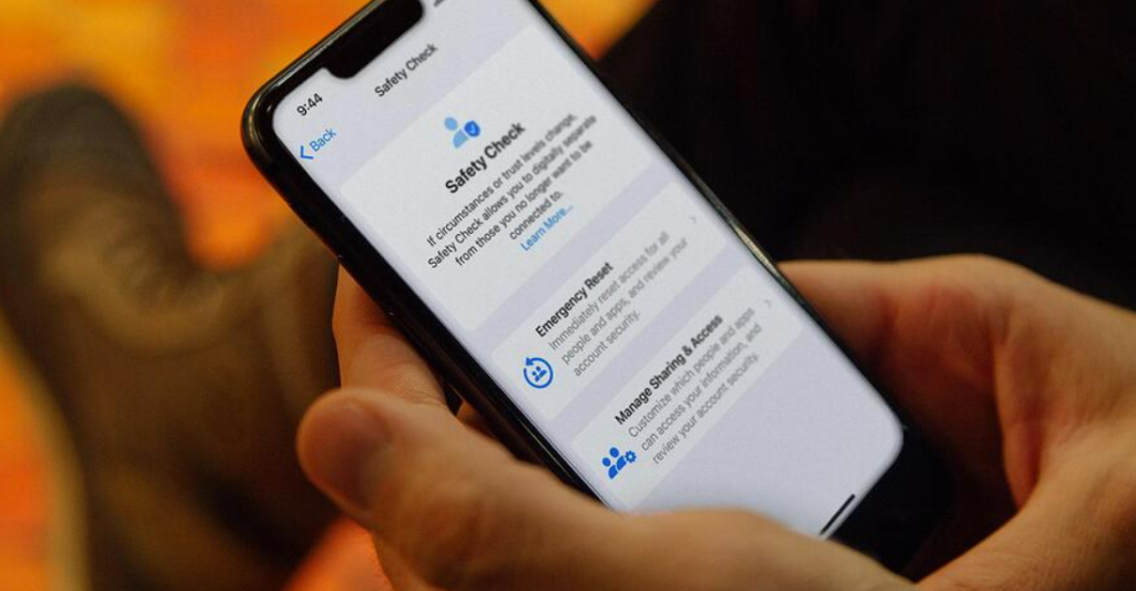 How to Use Safety Check on iPhone in iOS 16