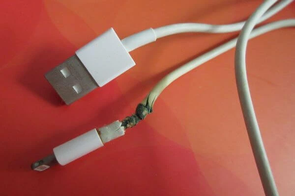 What Does Apple MFi Certified Mean on Apple Products (2022)