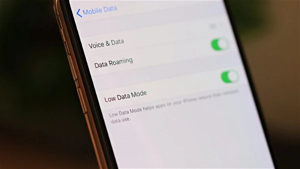 What Does Low Data Mode Mean on iPhone