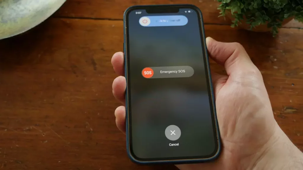 How to Turn Off iPhone 12, 13, and 14