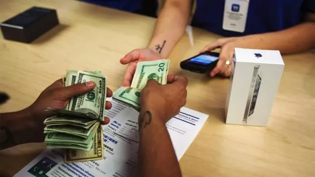 Why Apple and Other Carriers Want Your Old Phone? Know Trade-In Values!