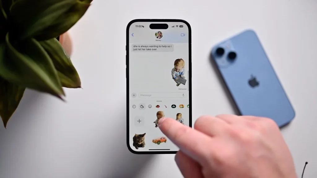 How to Automatically Pause GIFs in iOS 17? A Step-by-Step Guide