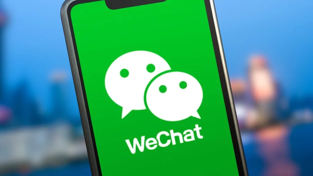 We Chat logo; How To Change iMessage Color